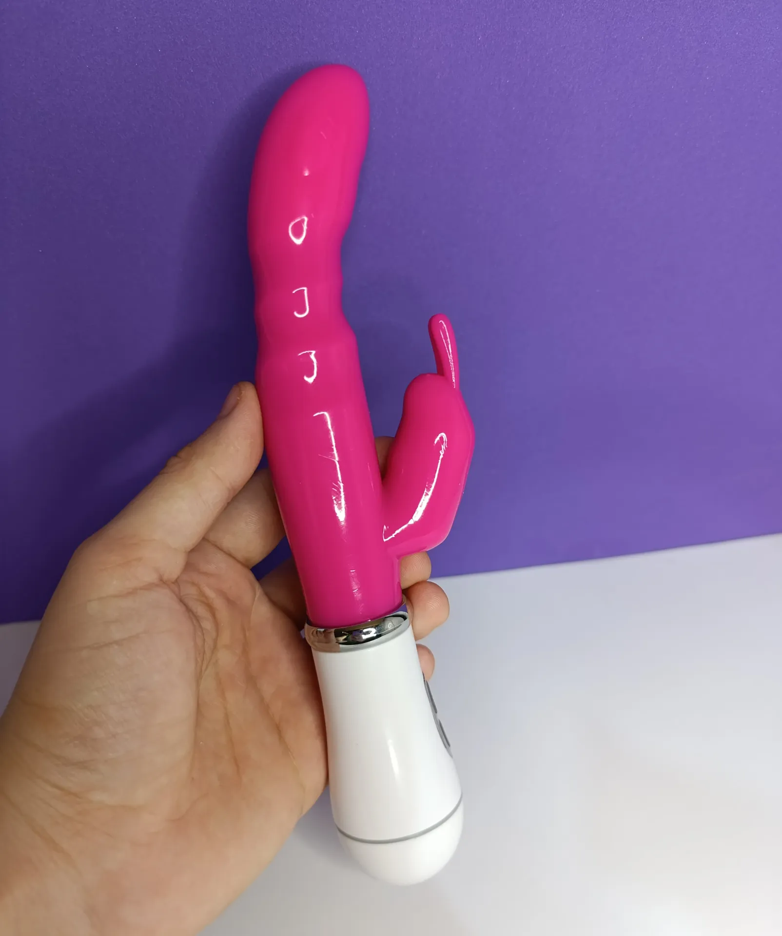 Vibrador duplo estímulo