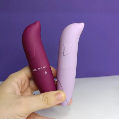 Vibrador golfinho aveludado